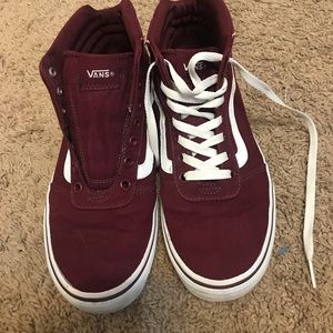 Women’s high top maroon Vans